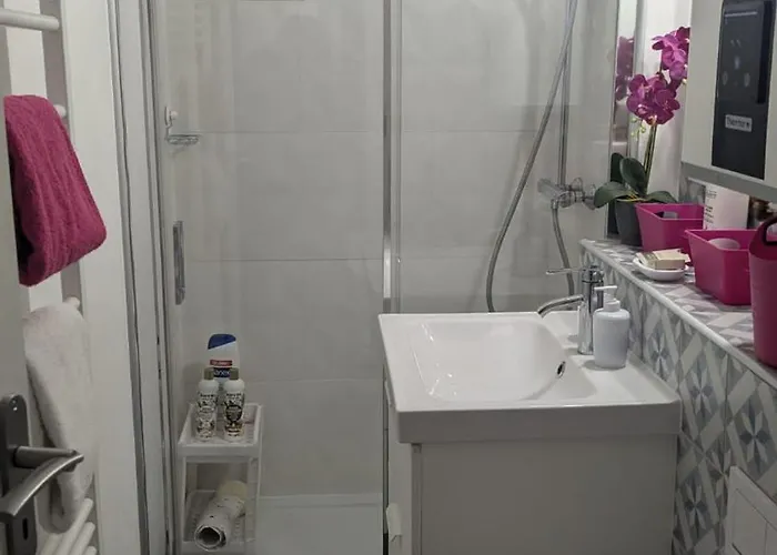 Mont Blanc View Apartment, Balcony, Free Parking * Chamonix